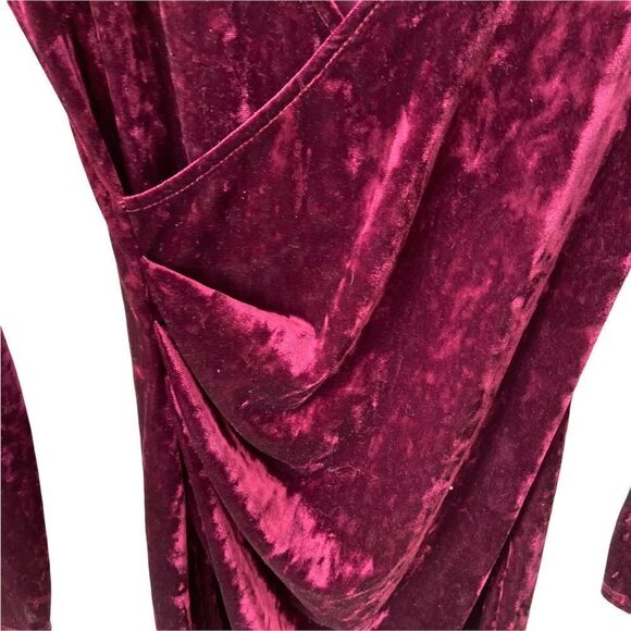Fab'rik Burgundy Red Velvet V-Neck Long Sleeve Mini Dress in Size Small - Picture 8 of 10